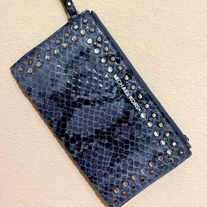 Michael Kors wristlet